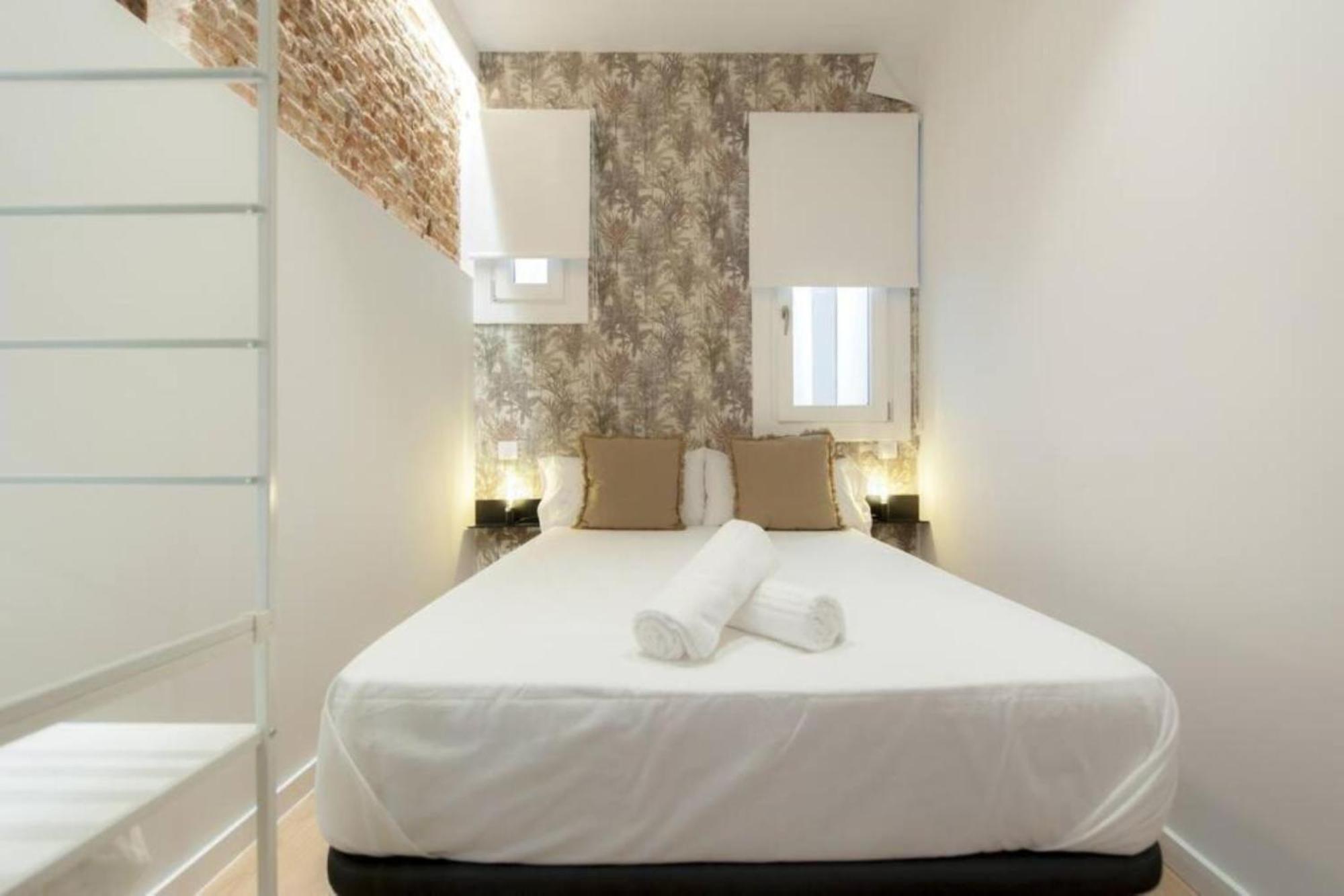 Apartamentos En La Latiina Madrid Kültér fotó