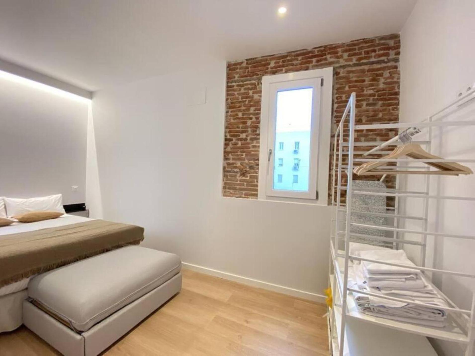 Apartamentos En La Latiina Madrid Kültér fotó