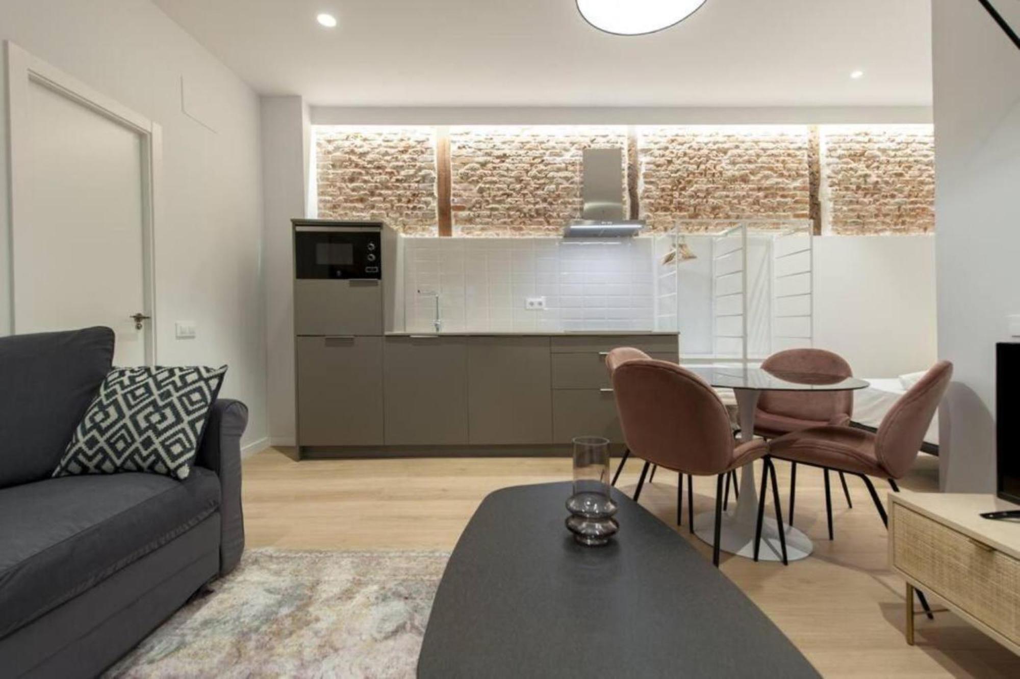 Apartamentos En La Latiina Madrid Kültér fotó